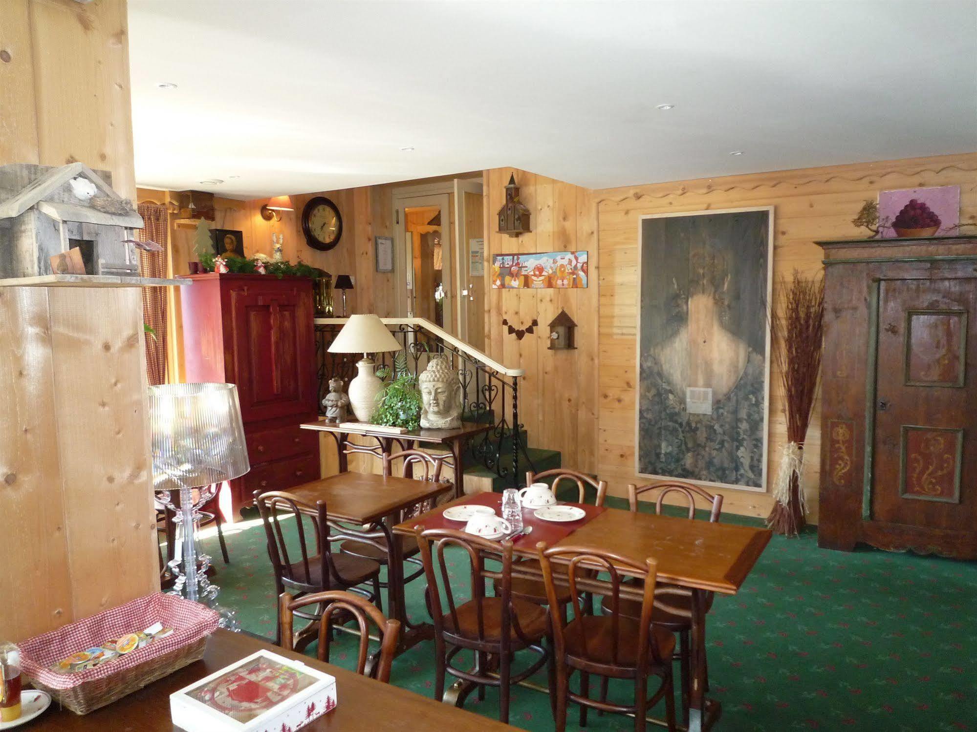 Les Aravis - Combloux Hotel Exterior photo